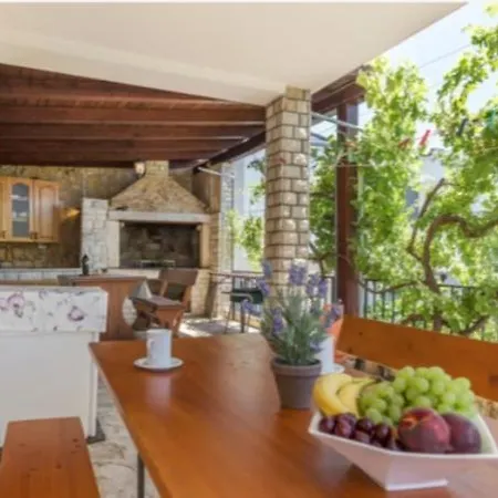 Apartment Regina 2 *