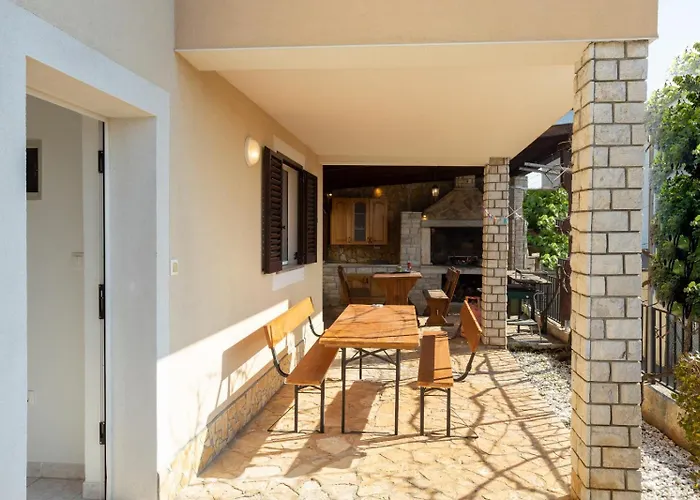 Regina 2 Lejlighed Banjole